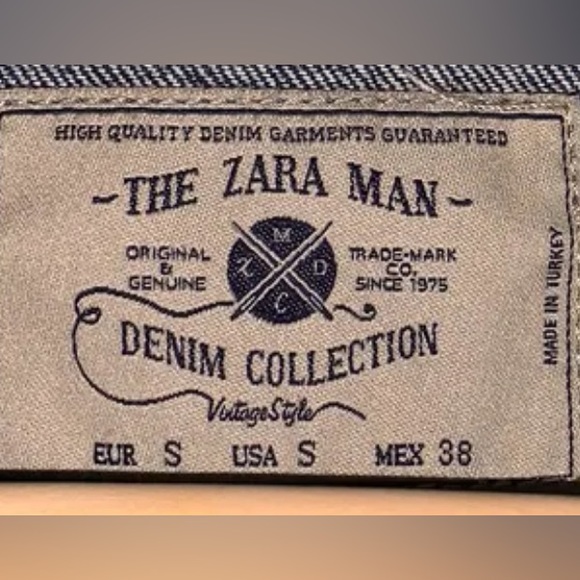 Zara sleeveless jean jacket with hoodie - Picture 3 of 3